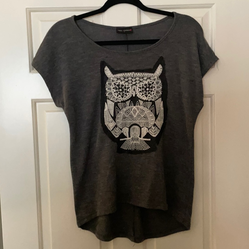 Free Kisses Medium owl knit short sleeve shirt